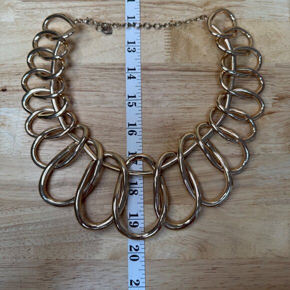 Aldo Gold-Tone Statement Necklace With Oversized Linked Design & Adjustable Chai - Picture 3 of 8